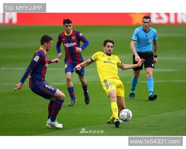 梅西在巴萨对加的斯比赛中的精彩表现与个人成就回顾